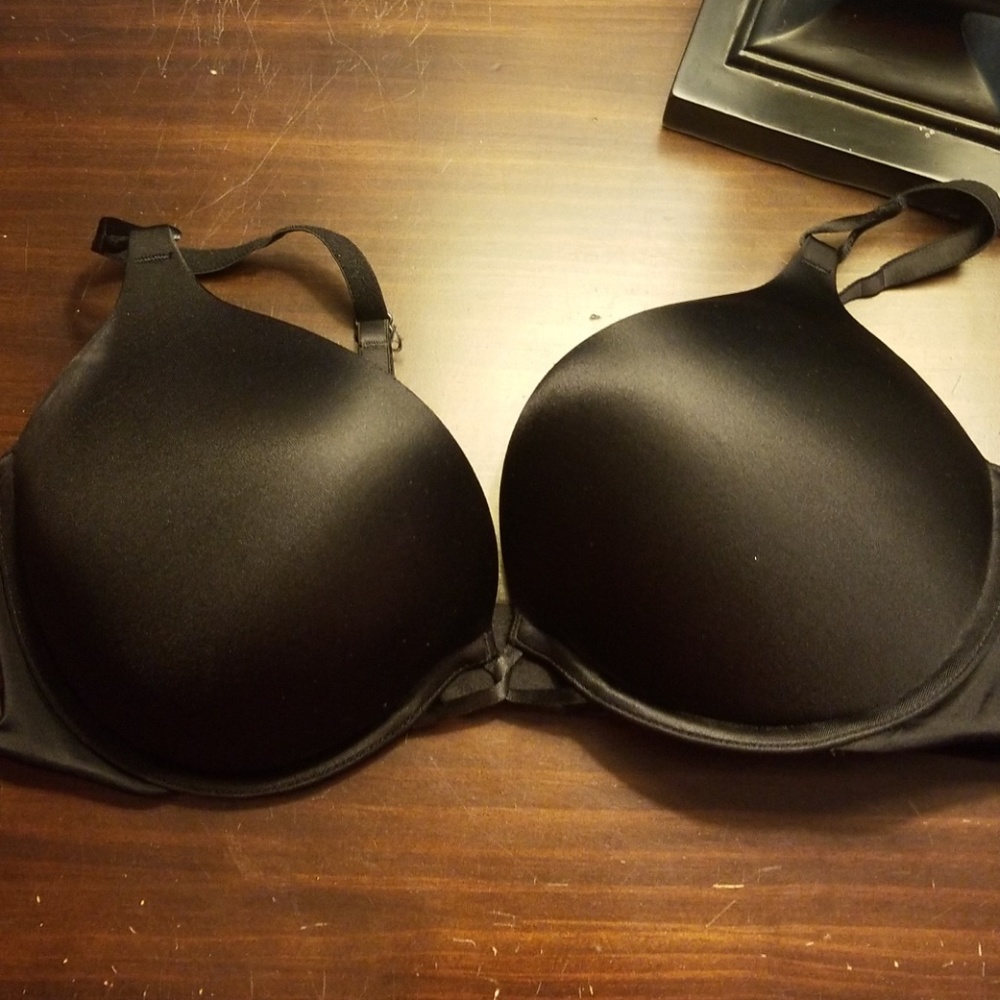 Black Miraculous plunge bra